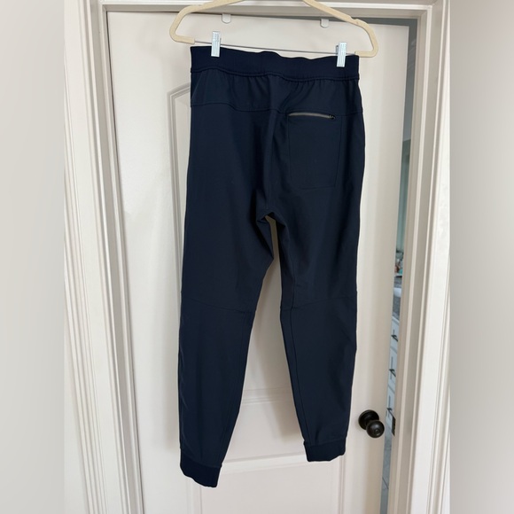 Lululemon Athletica Men's Dark Blue Joggers - Picture 2 of 4